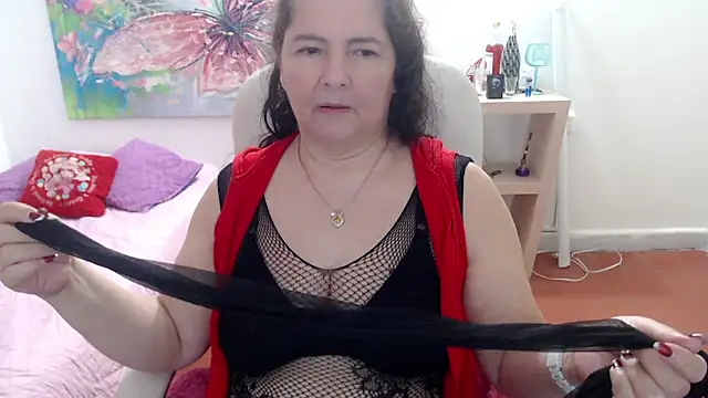 leonela_69's cam snapshot