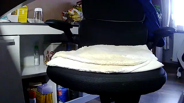 suedel65's cam snapshot