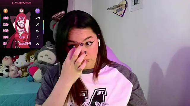 lucycherry__'s cam snapshot