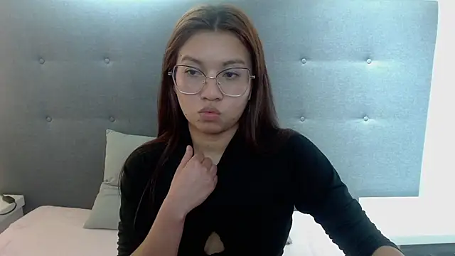 chaneelstark's cam snapshot