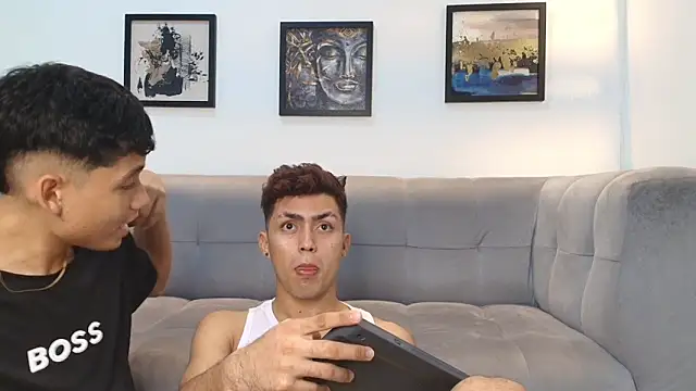 AVENGER_BOYS2026 live sex cam