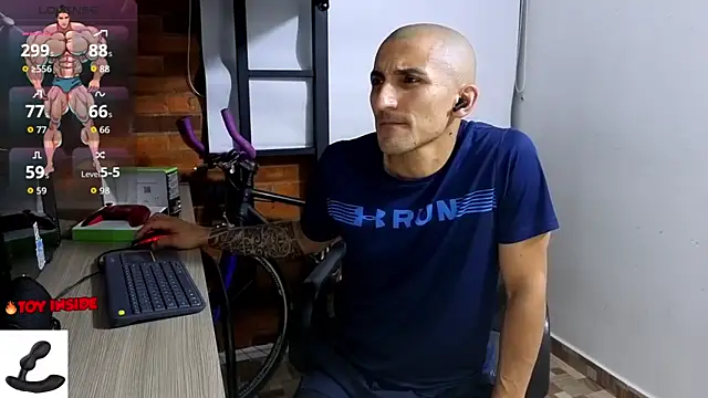 Marck_Muscle's cam snapshot