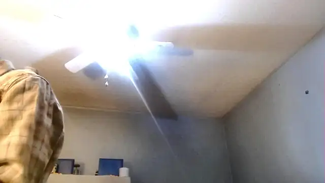 VanceFontaine's cam snapshot