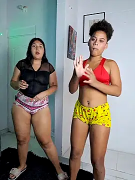 royalgirls_x's cam snapshot