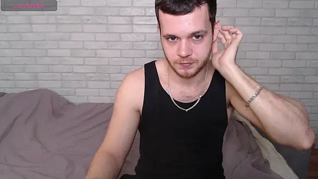 Alexxx_horny's cam snapshot