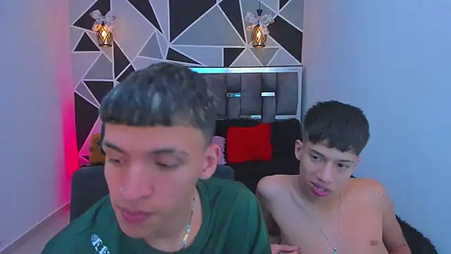 Juan_Nd_Steven's cam snapshot