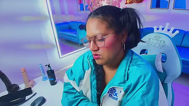 Alondra_gomexxx's cam snapshot