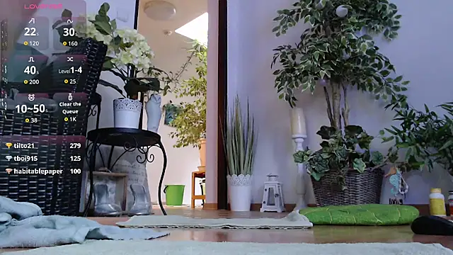 Squirtmania live sex cam