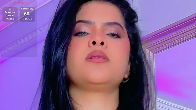 Martina-Roberts-'s cam snapshot