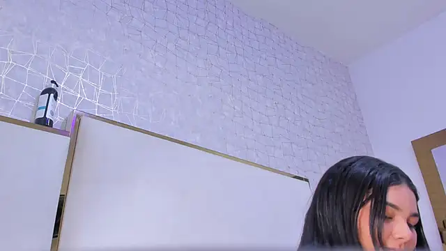 Mia_and_lexy's cam snapshot