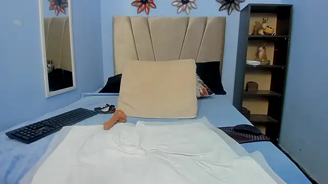 Alice_sexy26's cam snapshot