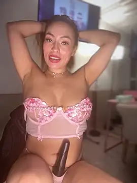 Adarha_Ramirez's cam snapshot