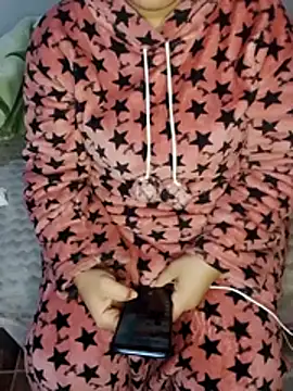 Curvymoza's cam snapshot