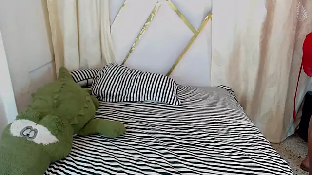 StefanyWilliam's cam snapshot