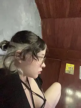 sukubo__'s cam snapshot