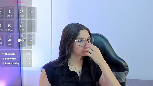 cloee20_'s cam snapshot