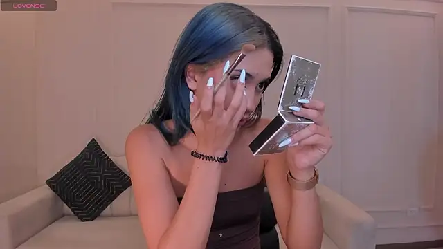 KayraLanne's cam snapshot