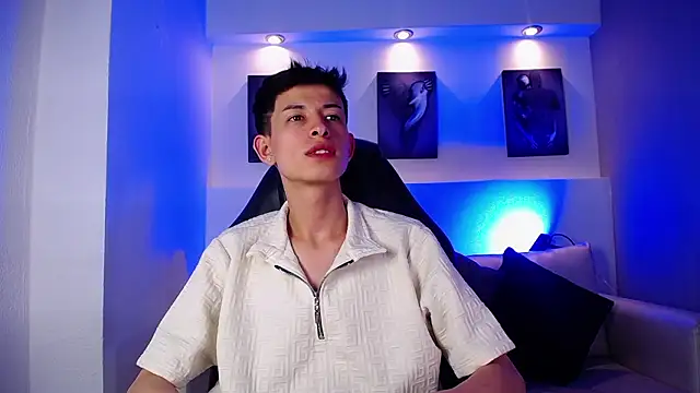 MaikCarver live sex cam