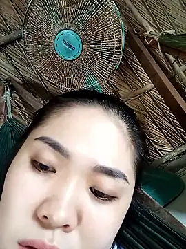 Lin-kute98 live sex cam