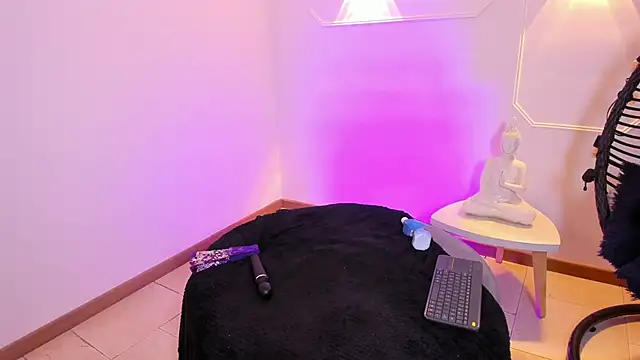 ZammyRossee's cam snapshot