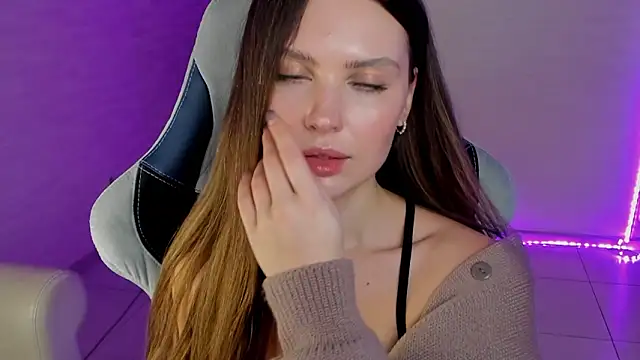 yourArya's cam snapshot