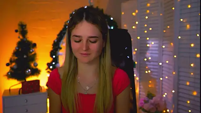 DeboraLarson's cam snapshot