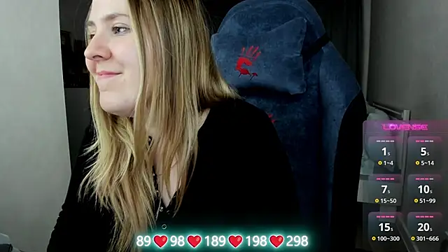 Olivia_Munk's cam snapshot