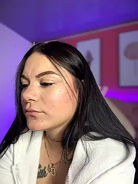 Megaan__More's cam snapshot