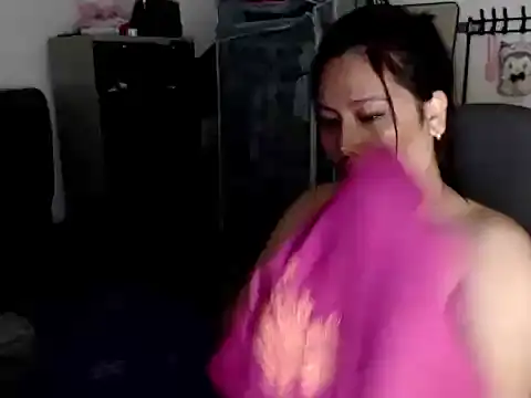 urqueendominant live sex cam