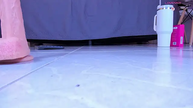 Angela_donnato's cam snapshot