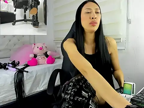 goddess_of_bitches's cam snapshot