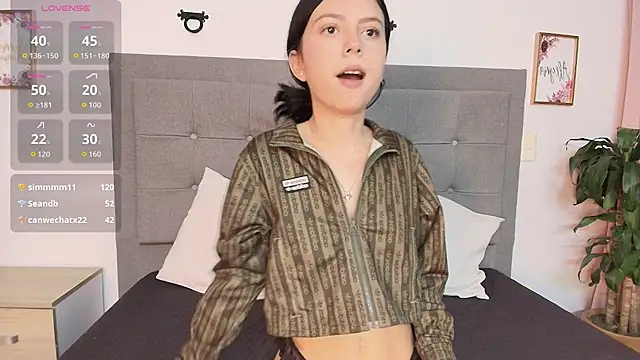 Natalye_23's cam snapshot