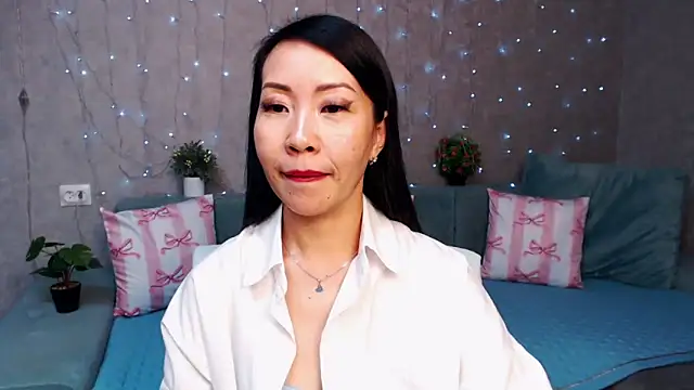 LiaPak's cam snapshot