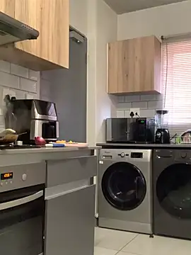 CurvyDesire1 live sex cam