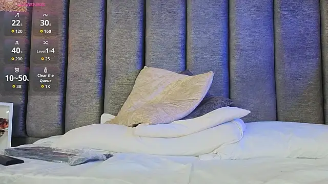 Julietaa_Miller's cam snapshot