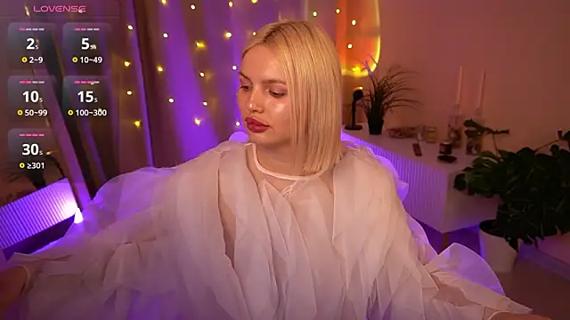 AmeliaWeells's cam snapshot