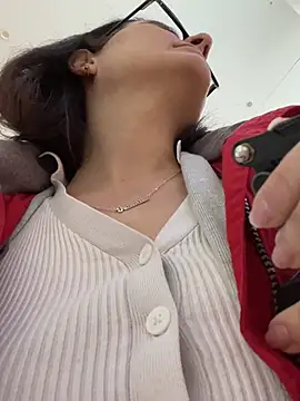 NataKitten live sex cam