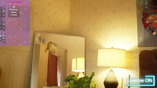 Wild_Whispers's cam snapshot