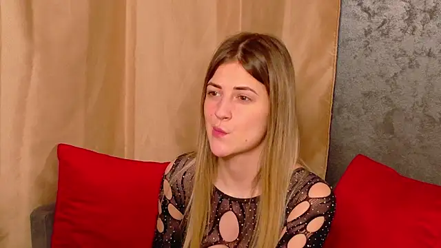 Aishha_'s cam snapshot