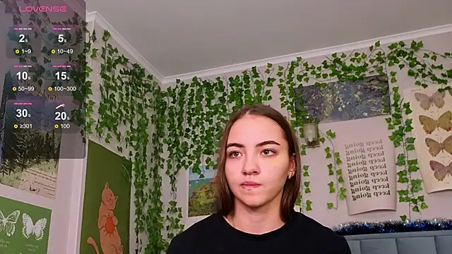 Fit_Brunette_'s cam snapshot