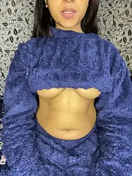 Pretty_doll25's cam snapshot