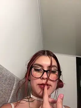 Isa_smeraldy's cam snapshot