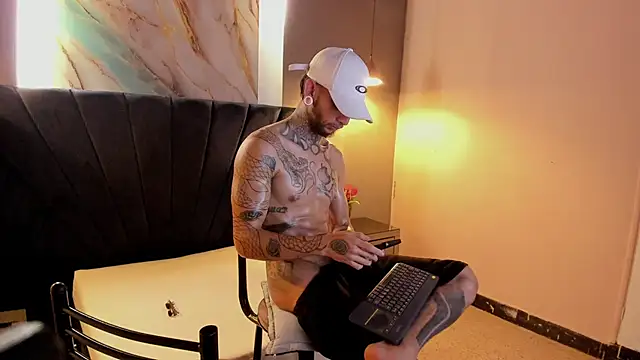 axel_valtier's cam snapshot