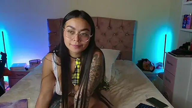 miaa_saenz1's cam snapshot