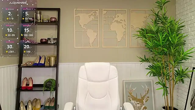 LadyLeea's cam snapshot