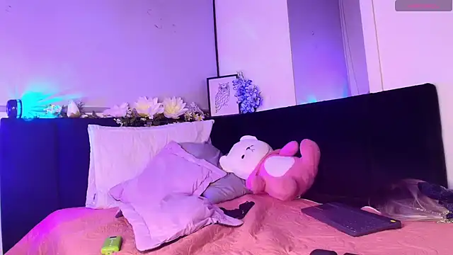 Zamantta's cam snapshot