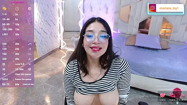 MARIANA_TAY1's cam snapshot
