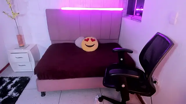 anna_moon11's cam snapshot