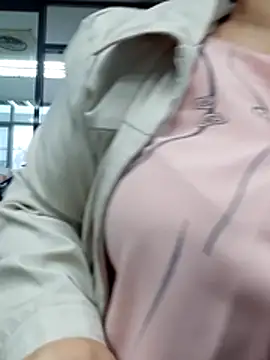 Yummykimkhae88's cam snapshot