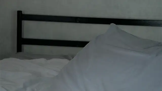 MonetLeitman's cam snapshot